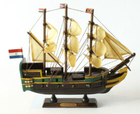 East Indiaman Amsterdam model
