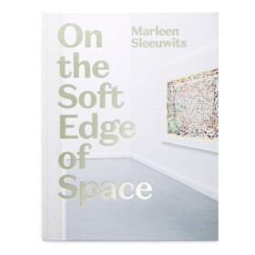 Fotoboek On the Soft Edge of Space